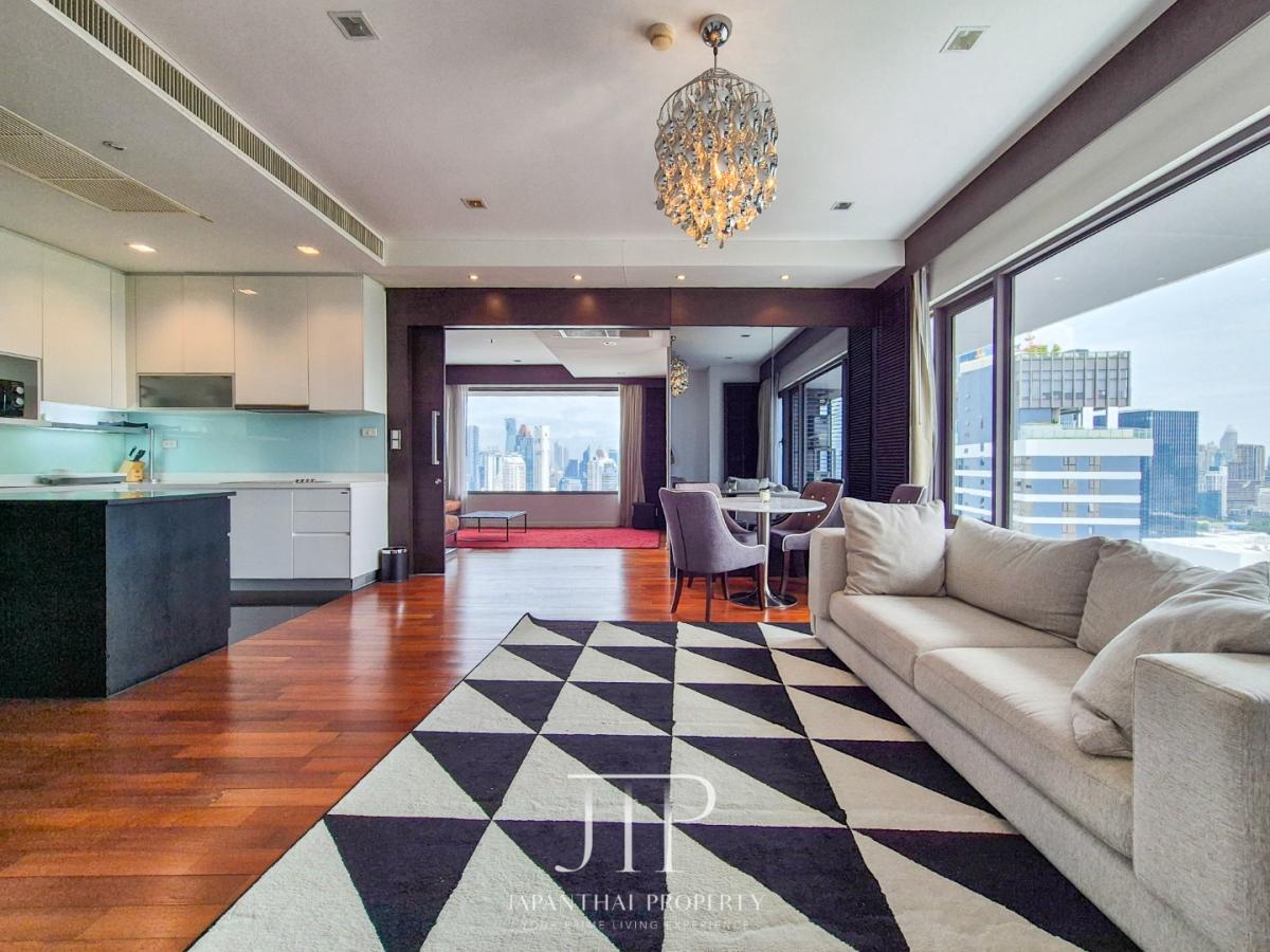 *Amanta Lumpini*  Sale: 15.9MTHB with tenant till Mar 2027  Benjakitti Park view 85sq.m 2bed for rent.  
