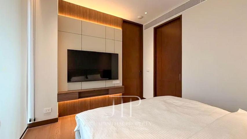 *Dusit Residences*  Rent: 125,000THB Brand-new hotel brand residence 56sq.m 1bed unit for rent in Silom area