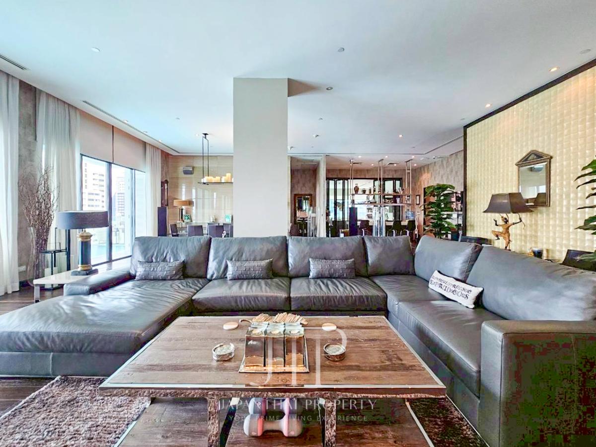 *Le Raffine Sukhumvit 39* Rent: 350,000THB, Sale: 100MTHB Private pool terrace 504sq.m 3 Bed unit in  Phrom Phong area.