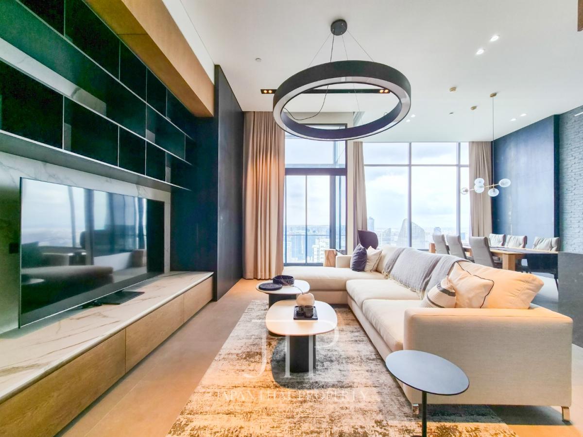*ESSE Asoke*  Rent: 150,000THB Super rare penthouse 158sq.m 2bed 2bath 50+ floor in Asoke area 